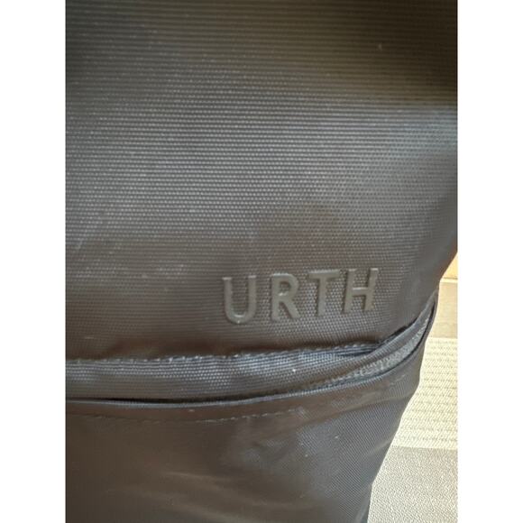 Urth Arkose Camera Backpack Set in Black Onyx 20L Laptop compatible main image 4